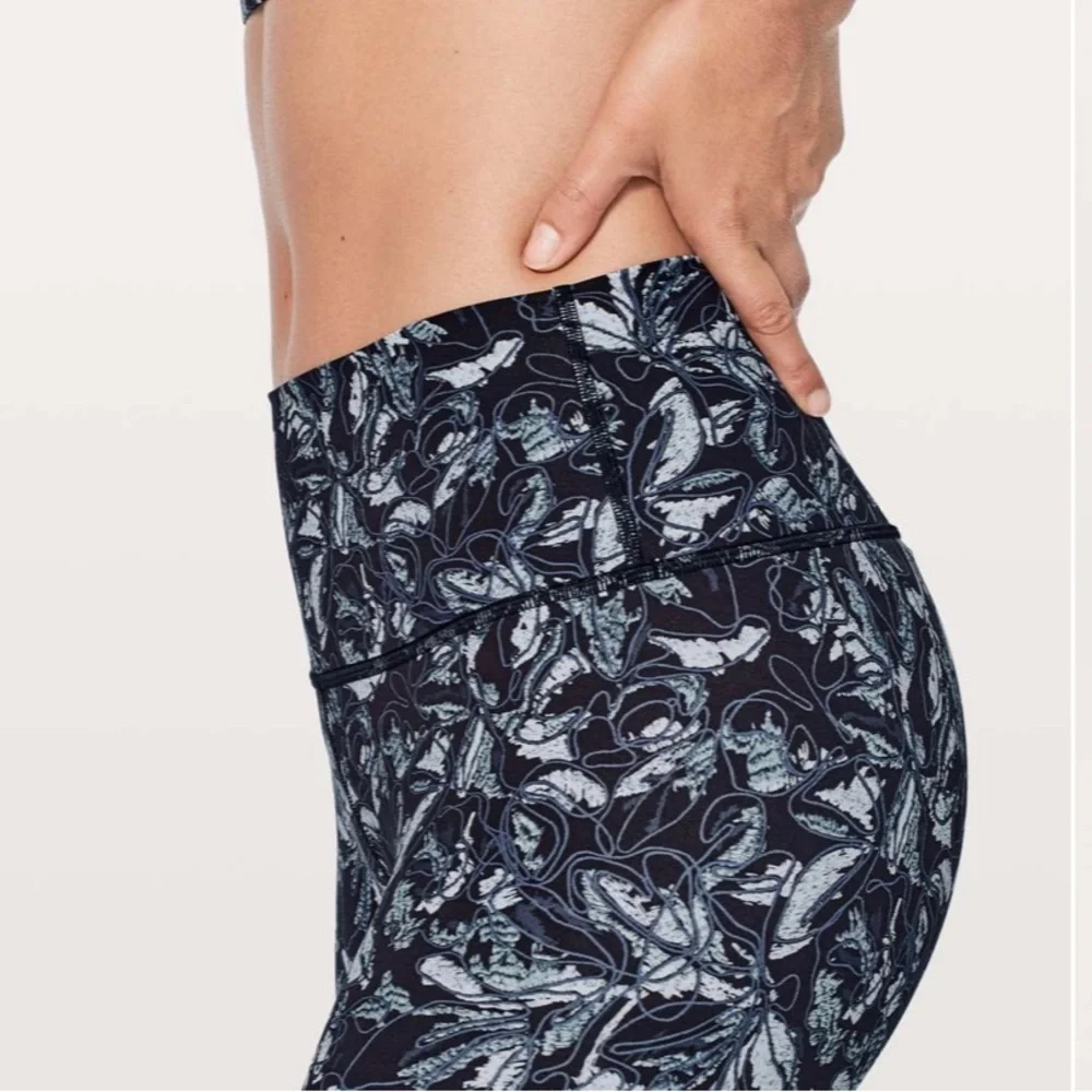 Lululemon Wunder Under Tight 28